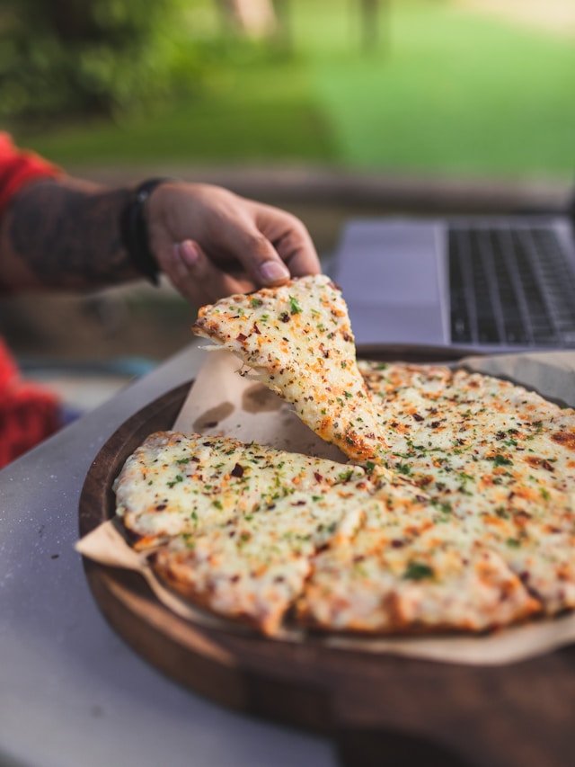 12" Garlic Pizza Bread